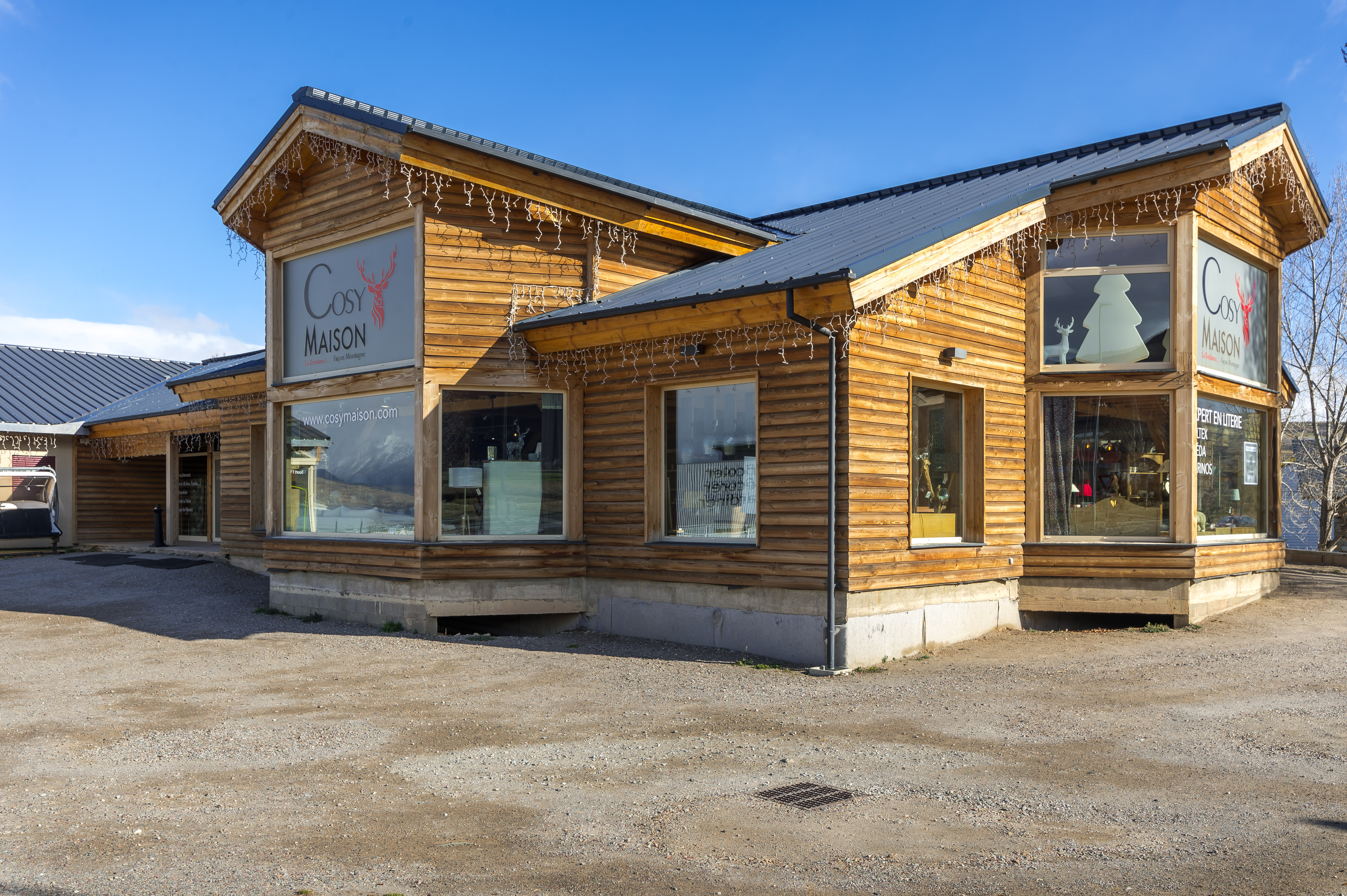 ALU CERDAGNE CAPCIR showroom 10